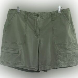 J. Crew similar to army green, cargo shorts. Sz 10, 6.5 inseam